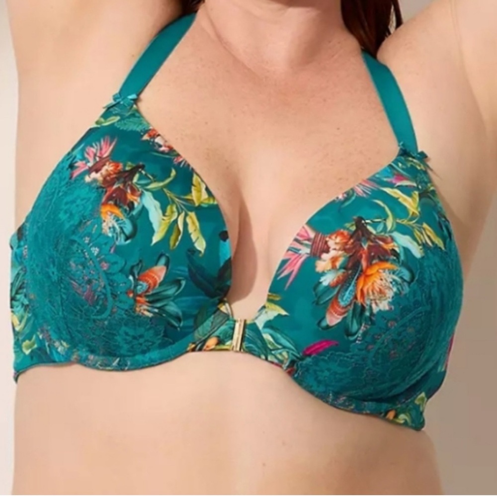 Cacique 40DD seriously sexy boost plunge cage back tropical print lace detail